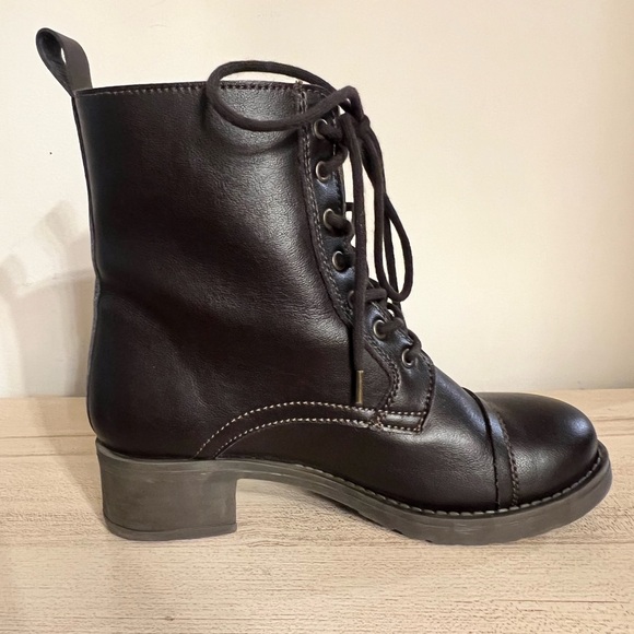 Women's Brown Italian Lace-Up Boots - Picture 6 of 16